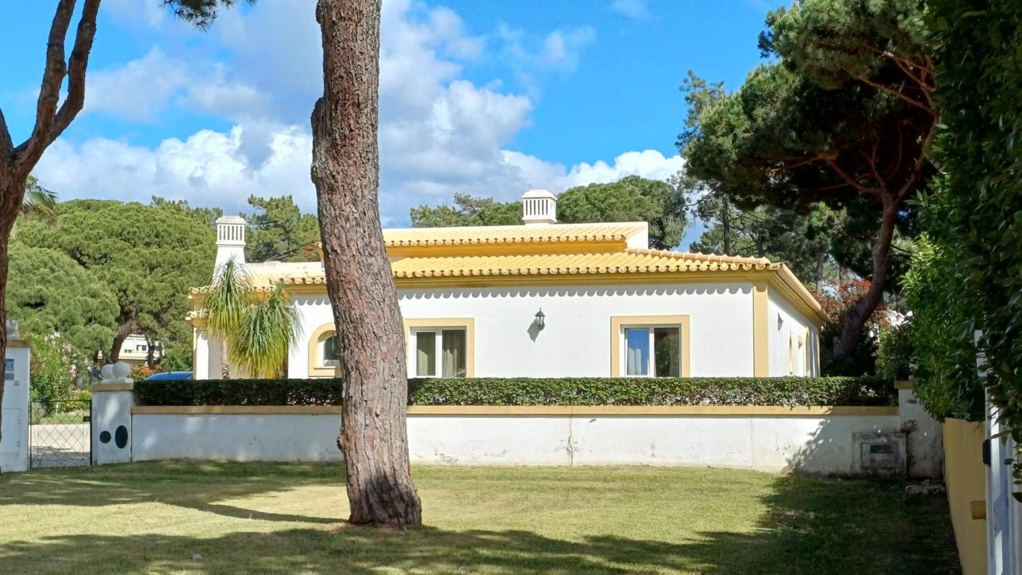 The Pinewood Villa Виламура Экстерьер фото