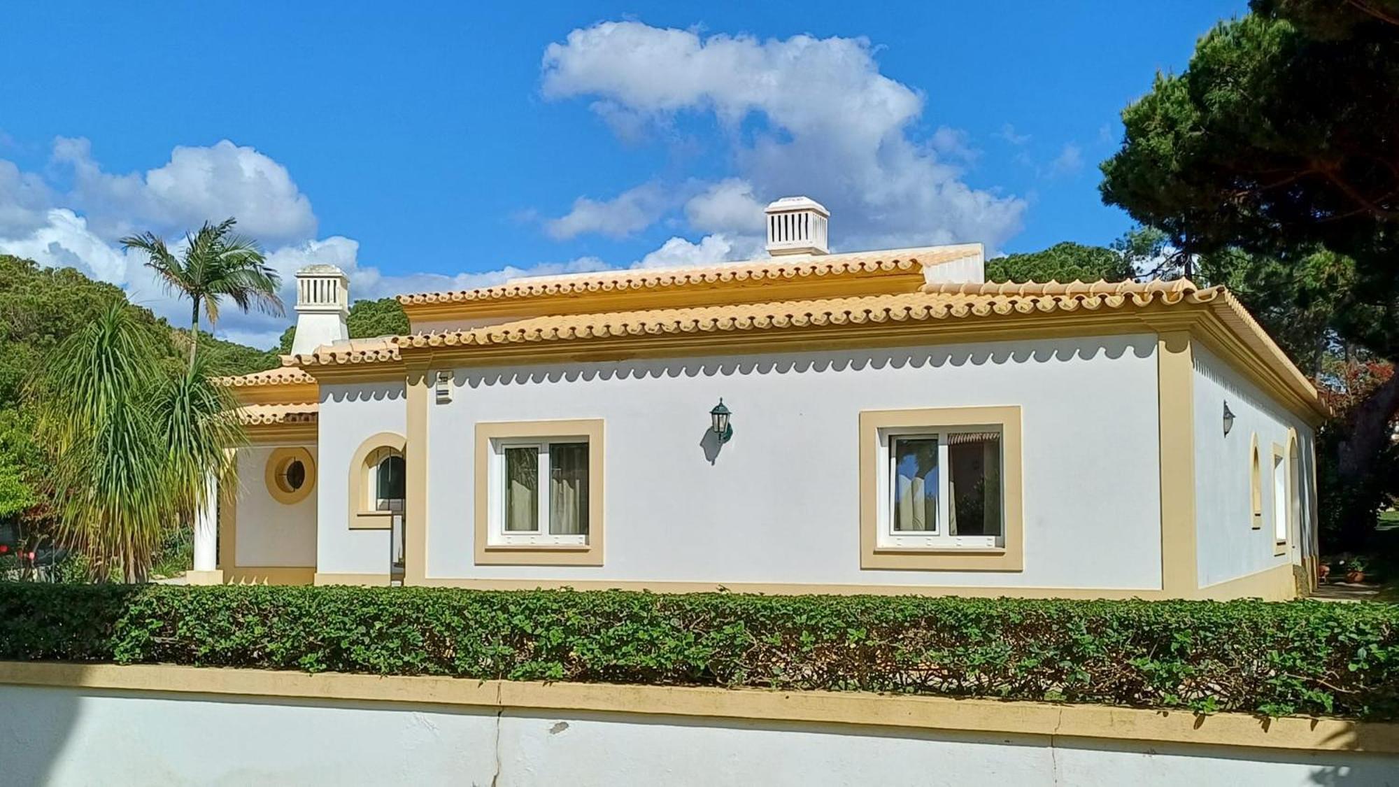 The Pinewood Villa Виламура Экстерьер фото